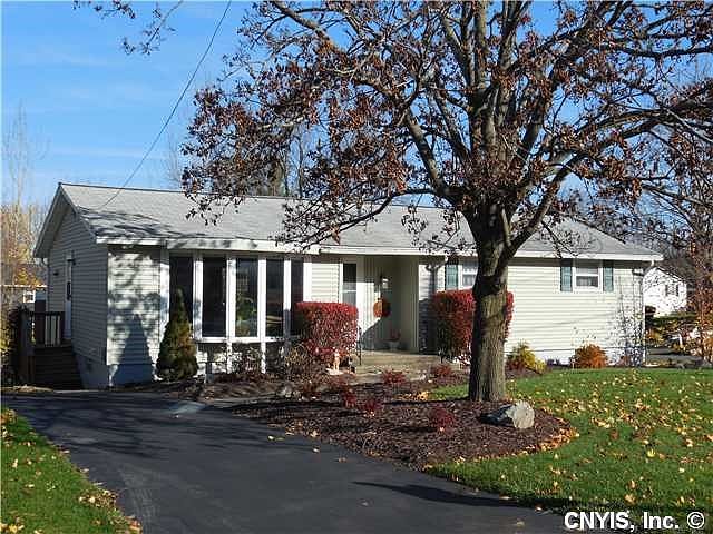 1st image of 100 Sunridge Ave
