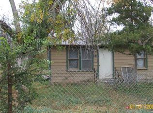 720 S Camp St, Uvalde, TX 78801