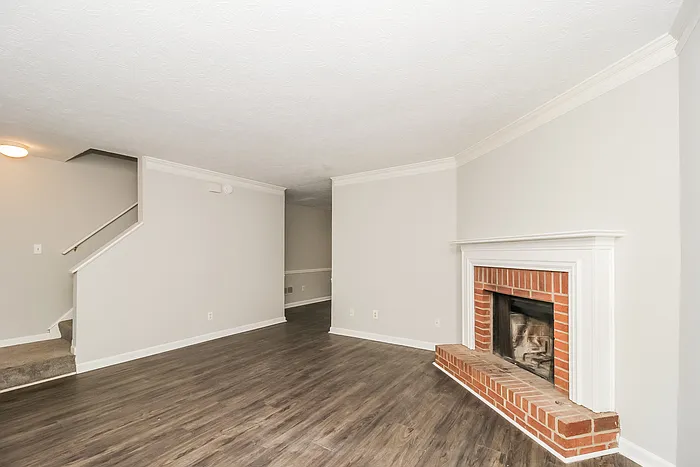 5621 Stonington Trace Pkwy — Photo 4