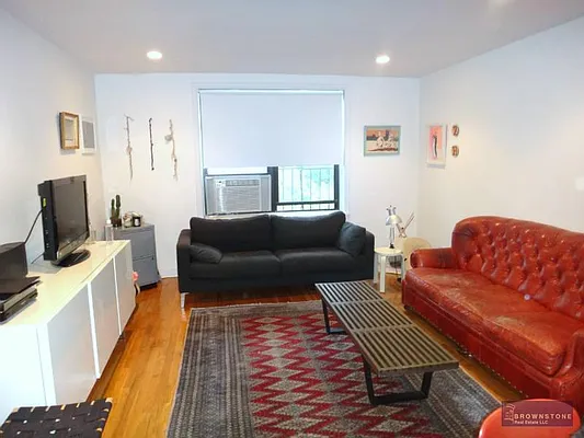 Sold by Brownstone Real Estate | media 26