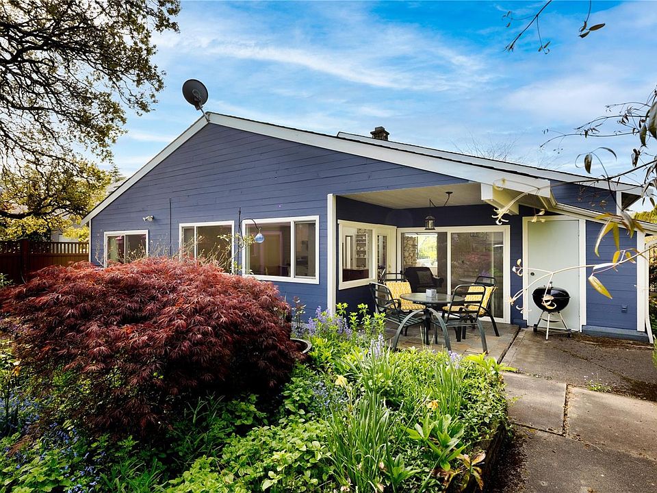 1st image of 4395 Robinwood Dr