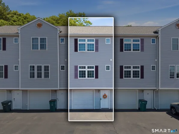 35 Harbor View Lane #35, Norwich, CT 06360