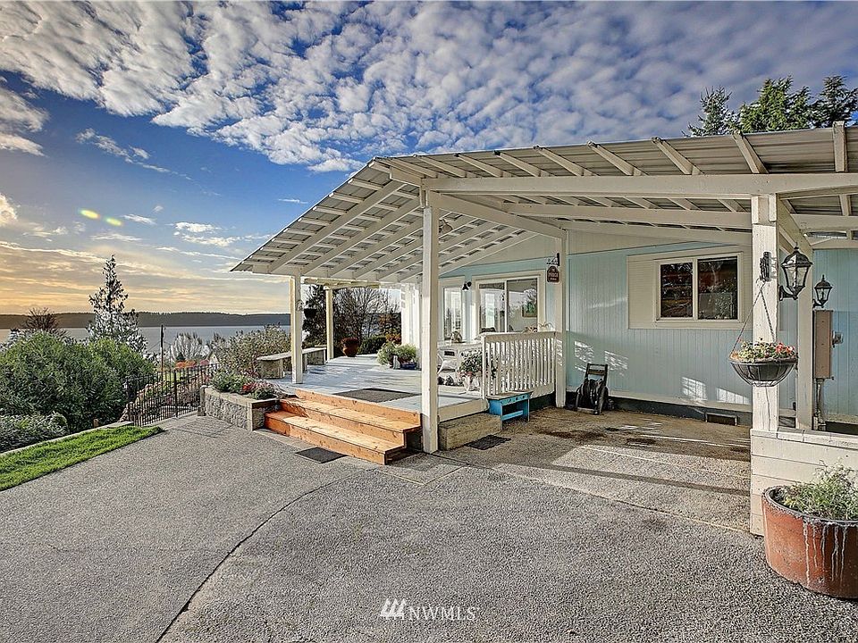 1st image of 1008 Diamantina Ln