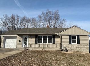 10416 E 28th St S, Independence, MO 64052