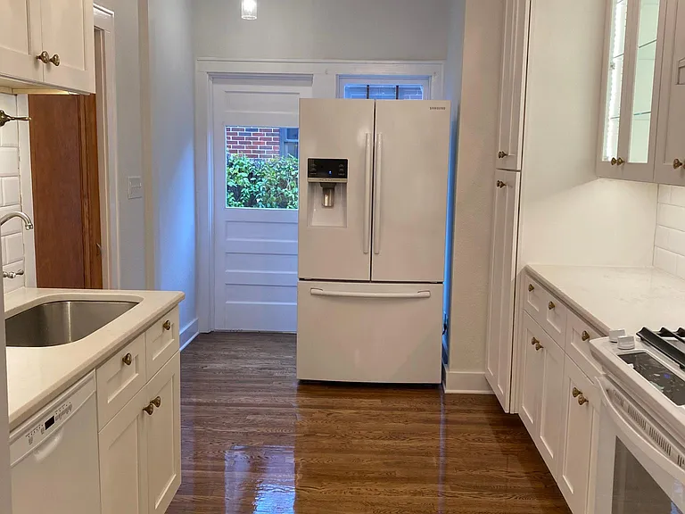 322 Furr Dr — Photo 9