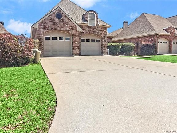 5th image of 919 S Yorkshire Cir
