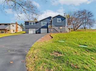 415 Boys Home Rd, Oakdale, PA 15071