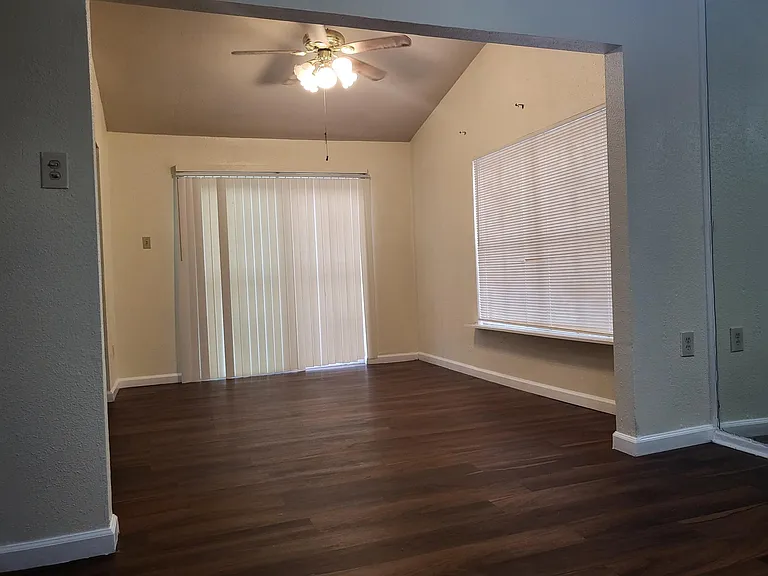 12409 Windjammer St — Photo 7