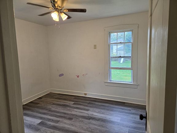 5th image of 852 N 12th St