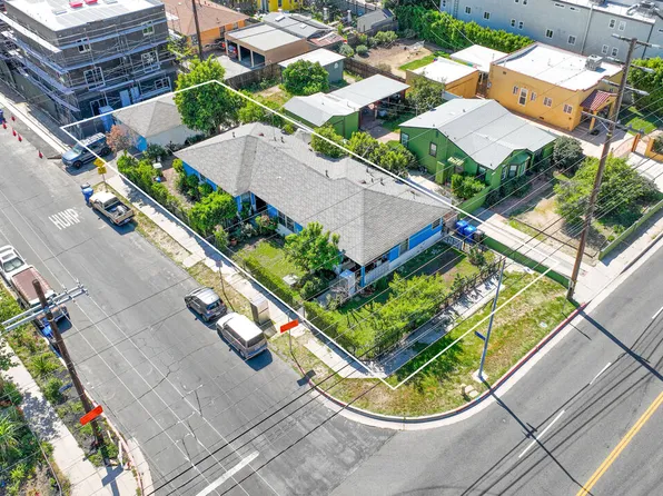 11202 Oxnard St, North Hollywood, CA 91606