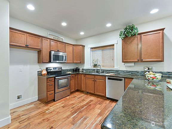 5th image of 2213 144th Street E