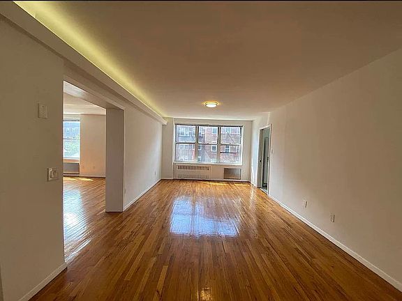5th image of 11146 76th Dr APT 4D