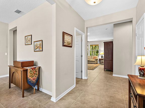 5th image of 453 Gianna Way