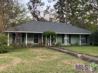 15312 Country Rd, Greenwell Springs, LA 70739