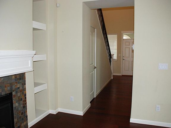 2nd image of 16249 SE 51st Pl