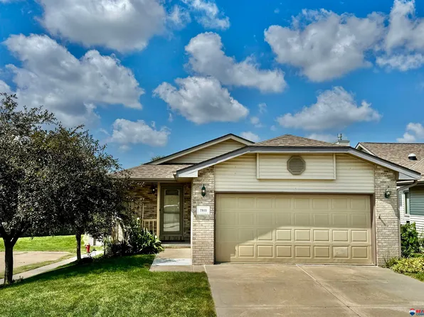 7800 Stonewall Ct, Lincoln, NE 68506