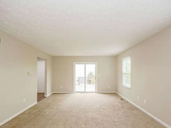 5th image of 363 Forge Dr #363