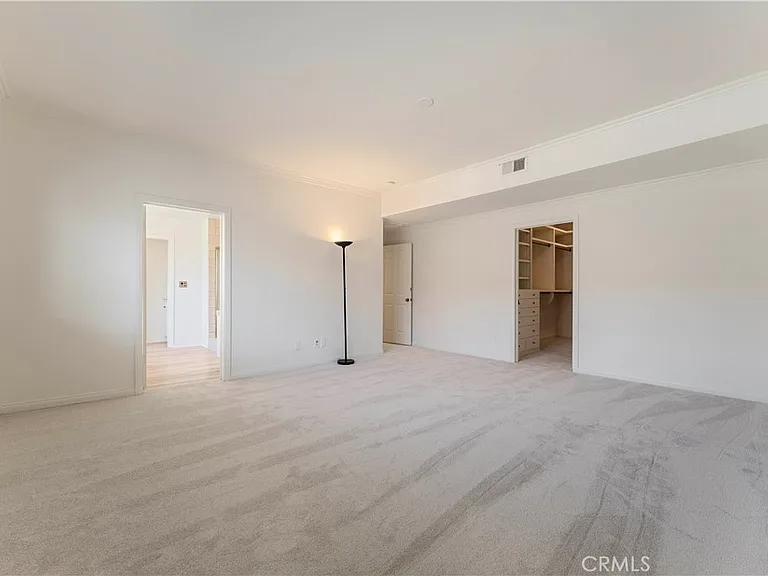 1567 Westholme Ave #4A — Photo 9