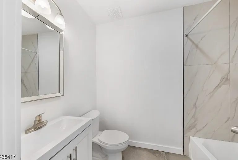 1119 Hampton Pl #1 — Photo 10