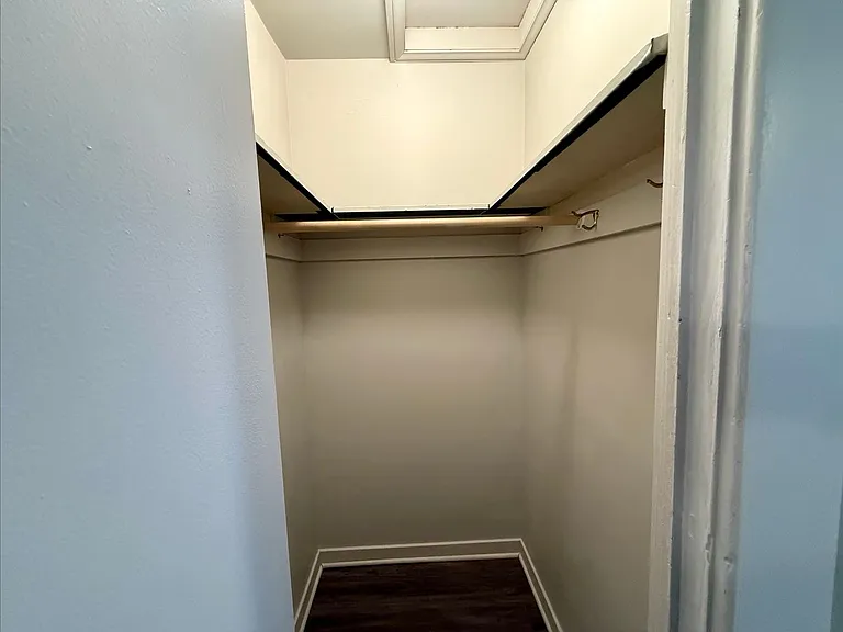 1013 Fremont Ave NW — Photo 13