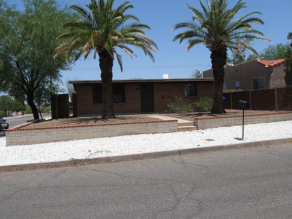 Front of house street view