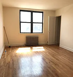 Rented by Zikos Realty Services