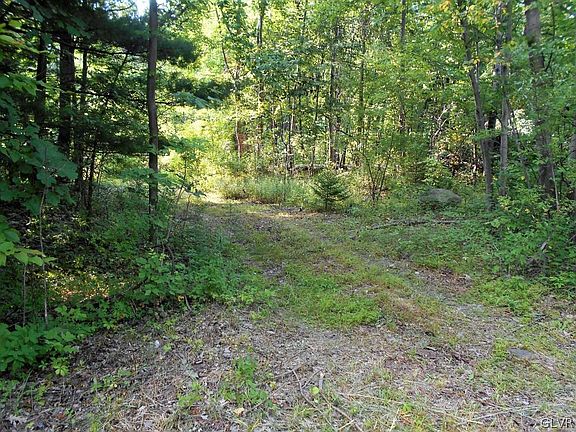 2nd image of Persimmon Lane Upper Mount Bethel Twp