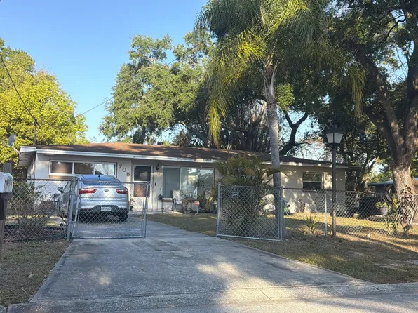 705 Flame Tree Rd, Tampa, FL 33619
