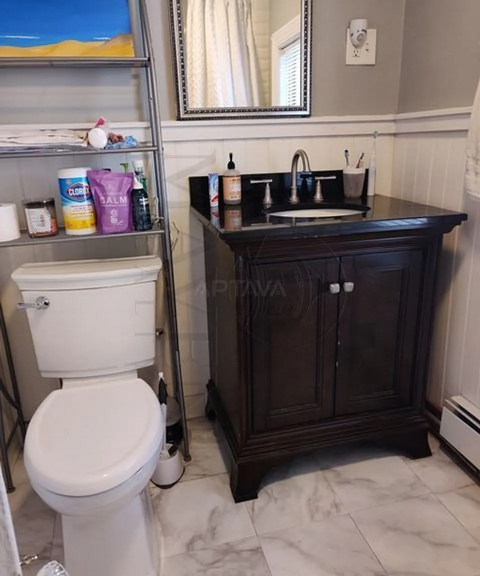 3 bed, $4,200 — Photo 4