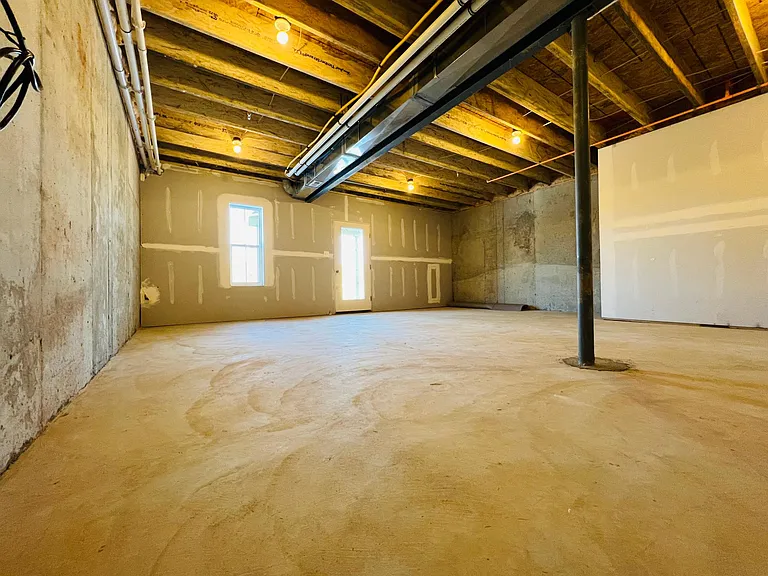 28 Shamrock Cir — Photo 23
