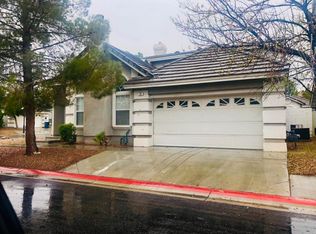 105 Golf Course St, Las Vegas, NV 89145