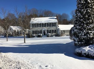 1752 Providence Rd, Northbridge, MA 01534