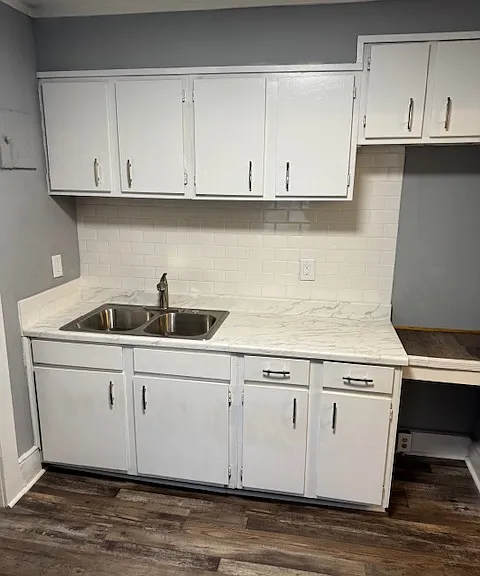 Another view of the kitchen
