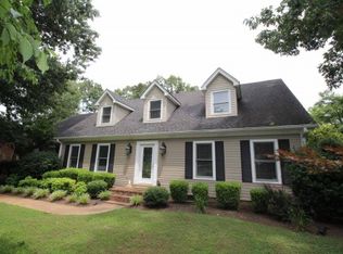 120 McIntosh Dr, Jackson, TN 38305