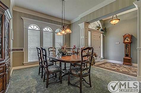 4th image of 1302 Luna Dr