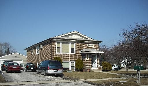 1st image of 6800 W 179th Pl
