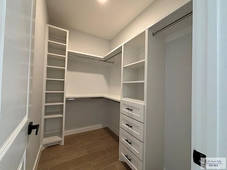 3002 Eliseo Villarreal Ave — Photo 11