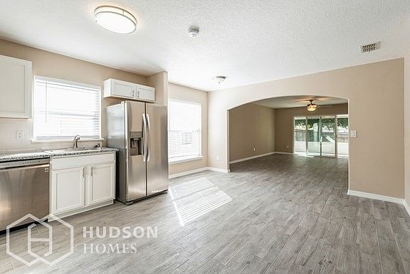 5th image of 2526 Dwyer Ln