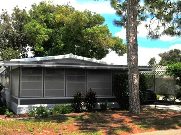 159 N Lake Dr, Leesburg, FL 34788