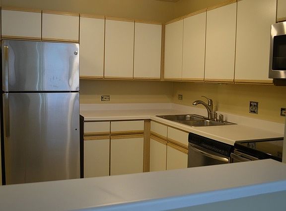 5th image of 480 N McClurg Ct APT 1215