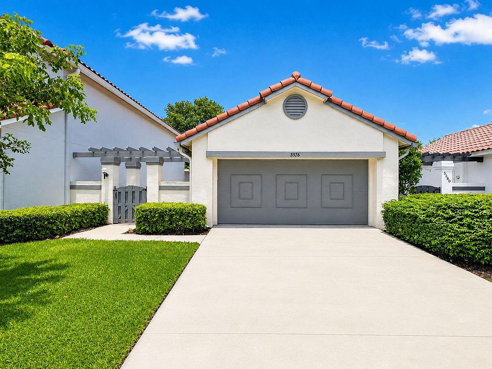 1st image of 5576 Fox Hollow Drive