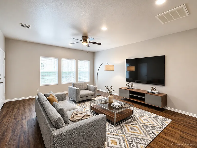 5403 Rose Garden Loop — Photo 1