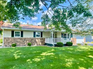 227 Westview Dr, Knoxville, IL 61448