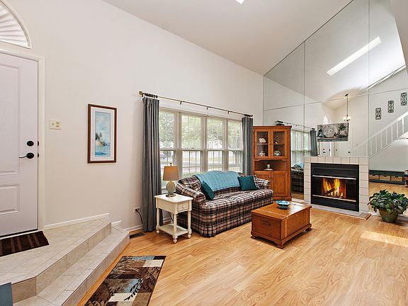 3rd image of 19721 S Edinburgh Ln