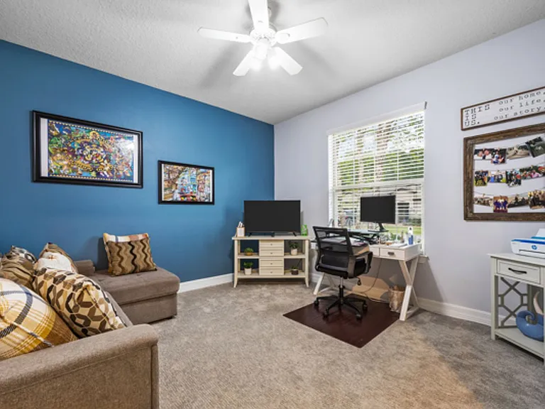 384 Los Alamos St — Photo 18