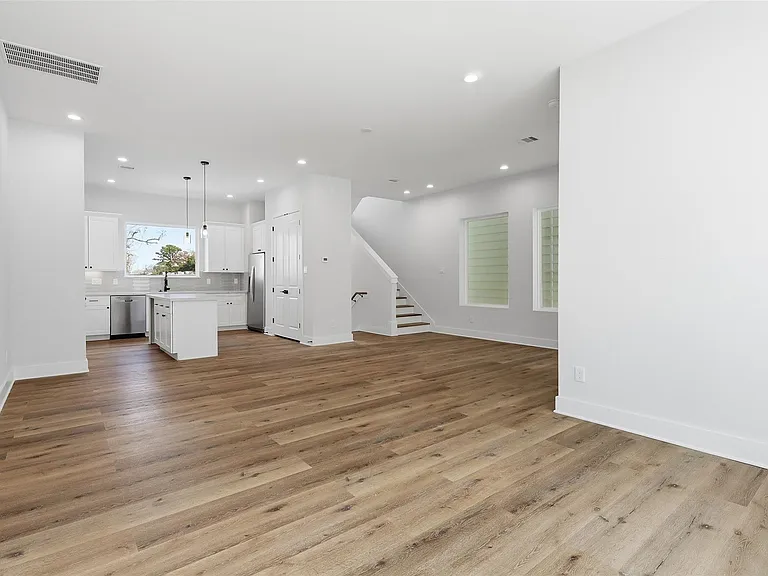 9405 Hammerly Blvd #B — Photo 13