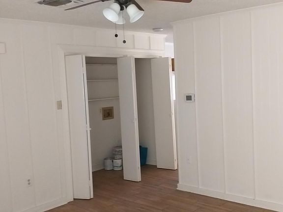 Closet with Washer/Dryer Hookups.