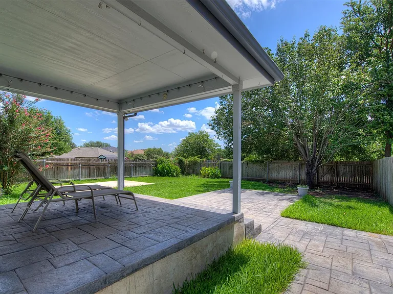 16813 Luckenwald Dr — Photo 25