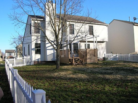 3rd image of 512 Richwood Dr