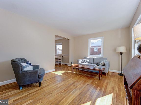 5th image of 4303 Brookfield Dr